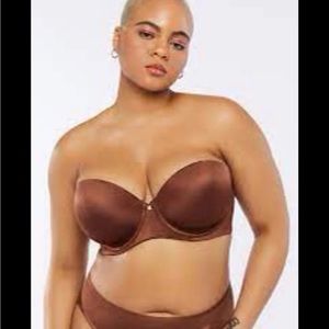 savage x fenty strapless/multi-convertible strap bra  40DD NWT